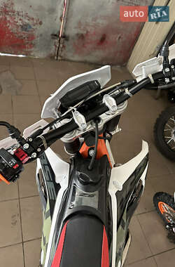 Мотоцикл Внедорожный (Enduro) BSE J3D 300 Enduro 2025 в 