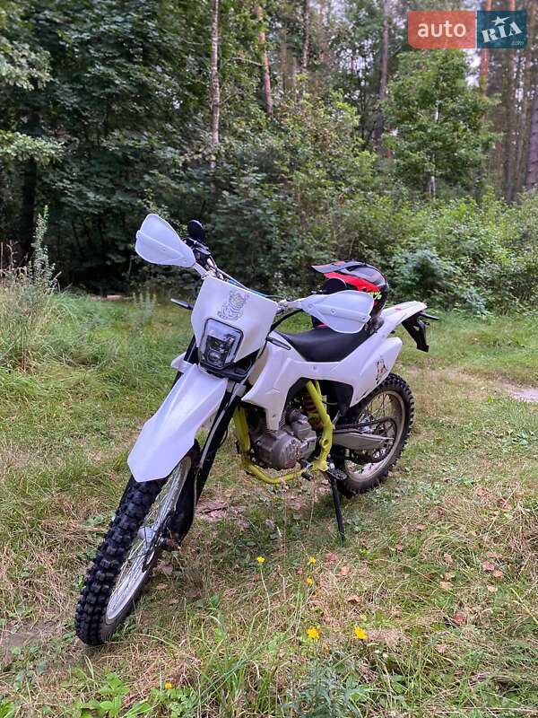 Мотоцикл Позашляховий (Enduro) BSE J3D 2023 в Шостці