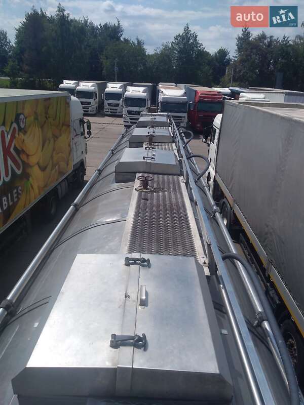 Цистерна напівпричіп BSL STC-1M 1985 в Львові фото 5 Цистерна напівпричіп BSL STC-1M 1985 в Львові