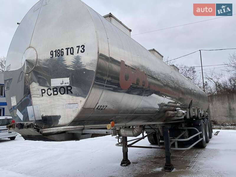 Цистерна напівпричіп BSLT STC 1994 в Кропивницькому фото 6 Цистерна напівпричіп BSLT STC 1994 в Кропивницькому