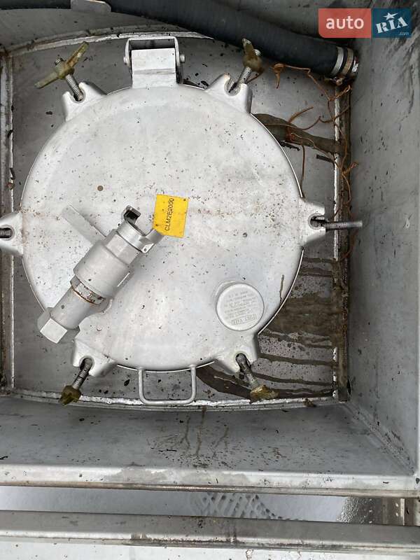 Цистерна напівпричіп BSLT STC 1994 в Кропивницькому фото 12 Цистерна напівпричіп BSLT STC 1994 в Кропивницькому