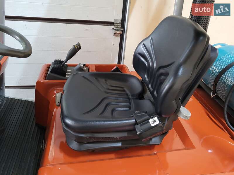 Вилочний навантажувач BT Toyota CBG 2004 в Києві