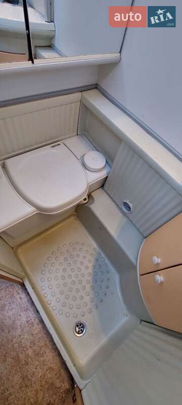 Прицеп дача Buerstner Averso Premium 1999 в Житомире фото 35 Прицеп дача Buerstner Averso Premium 1999 в Житомире