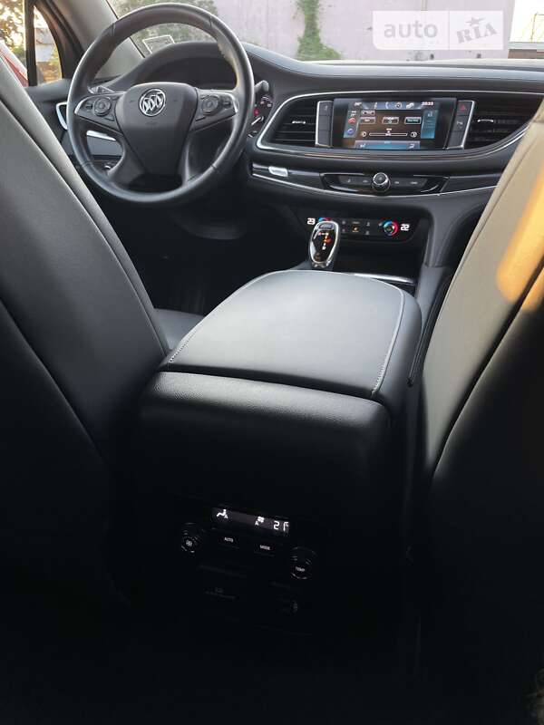 Позашляховик / Кросовер Buick Enclave 2018 в Києві