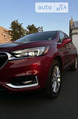 Внедорожник / Кроссовер Buick Enclave 2018 в Киеве