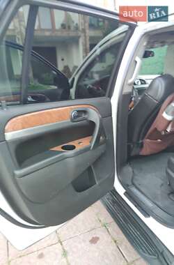 Внедорожник / Кроссовер Buick Enclave 2008 в Черновцах