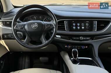 Позашляховик / Кросовер Buick Enclave 2018 в 