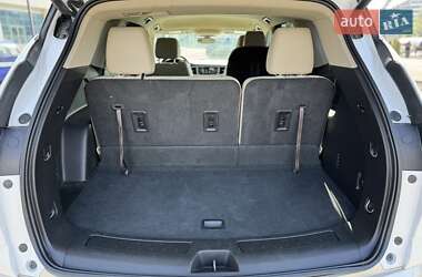 Позашляховик / Кросовер Buick Enclave 2018 в 