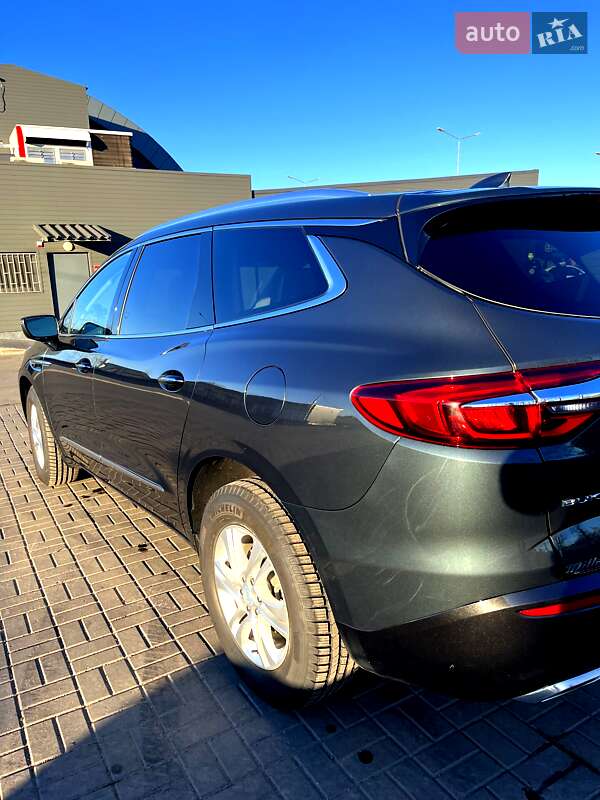 Позашляховик / Кросовер Buick Enclave 2017 в Запоріжжі