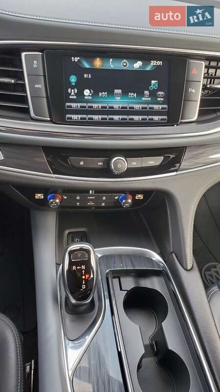 Позашляховик / Кросовер Buick Enclave 2018 в Миколаєві