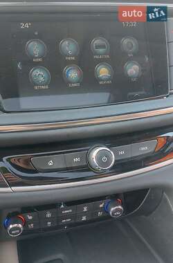 Внедорожник / Кроссовер Buick Enclave 2018 в Буче