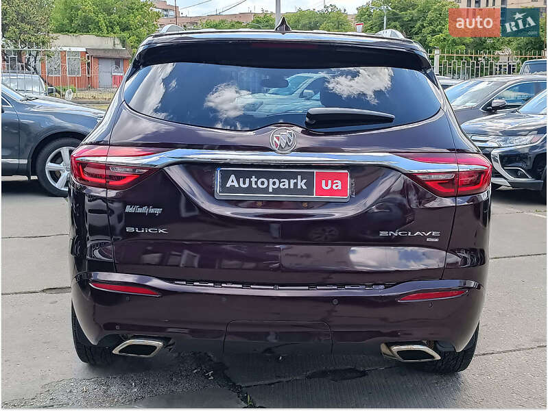 Внедорожник / Кроссовер Buick Enclave 2017 в Харькове
