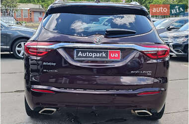 Позашляховик / Кросовер Buick Enclave 2017 в 
