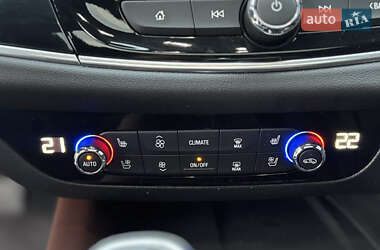 Внедорожник / Кроссовер Buick Enclave 2021 в 