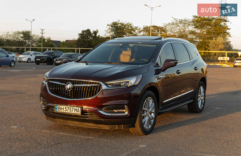 Внедорожник / Кроссовер Buick Enclave 2018 в 