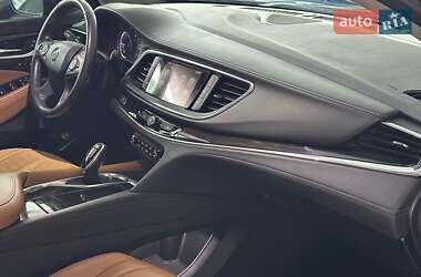 Позашляховик / Кросовер Buick Enclave 2018 в 