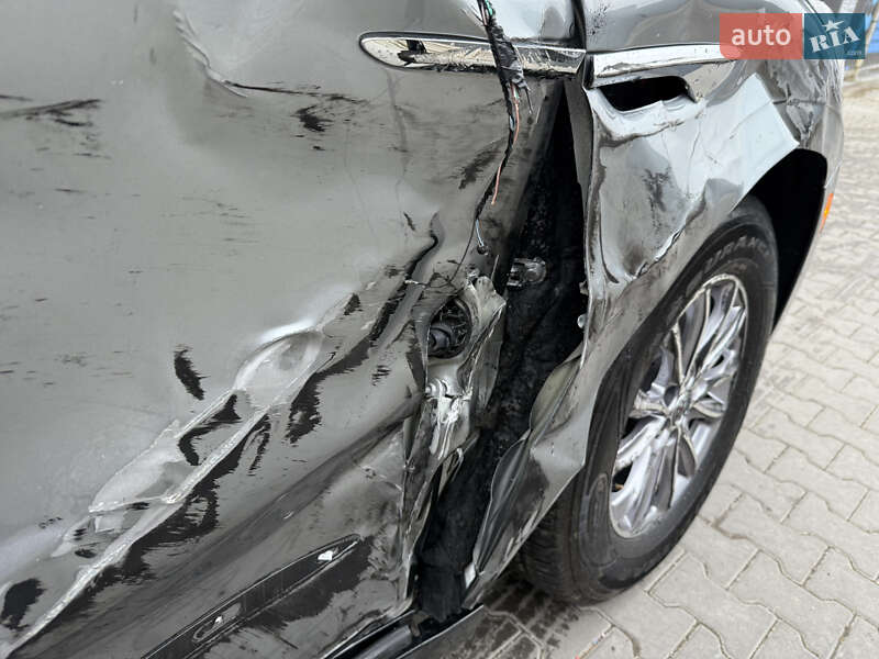 Позашляховик / Кросовер Buick Enclave 2024 в Тернополі фото 14 Позашляховик / Кросовер Buick Enclave 2024 в Тернополі