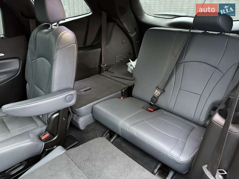 Позашляховик / Кросовер Buick Enclave 2024 в Тернополі фото 22 Позашляховик / Кросовер Buick Enclave 2024 в Тернополі