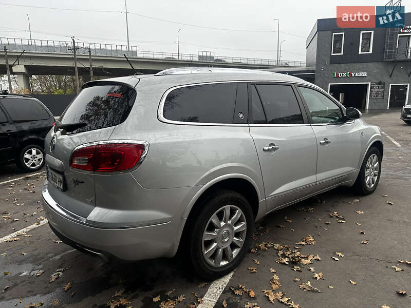 Позашляховик / Кросовер Buick Enclave 2013 в Броварах