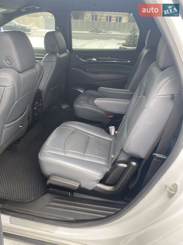 Внедорожник / Кроссовер Buick Enclave 2021 в Дергачах