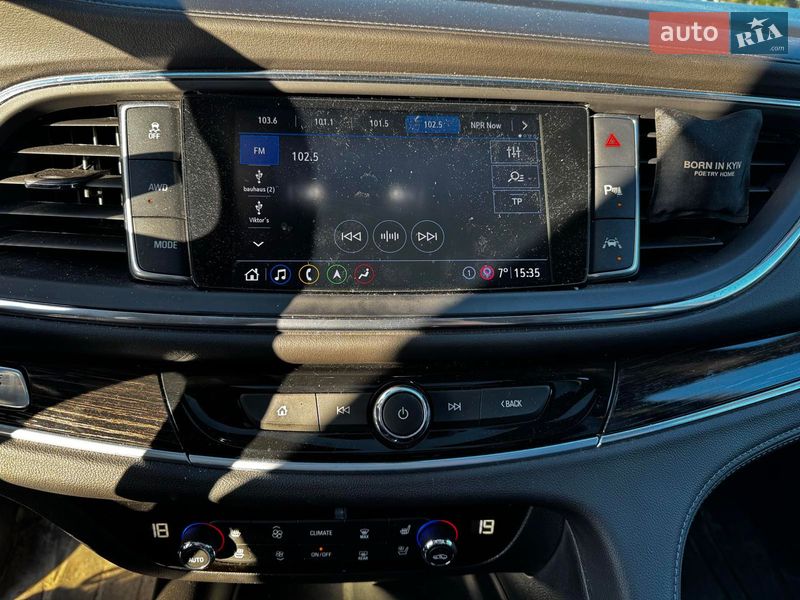 Внедорожник / Кроссовер Buick Enclave 2021 в Киеве