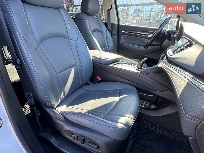 Внедорожник / Кроссовер Buick Enclave 2020 в Киеве