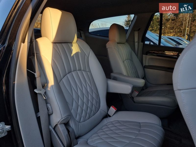 Внедорожник / Кроссовер Buick Enclave 2016 в Виннице