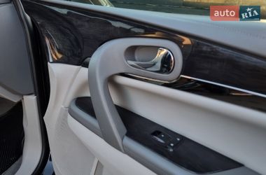 Внедорожник / Кроссовер Buick Enclave 2016 в Виннице
