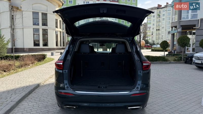 Внедорожник / Кроссовер Buick Enclave 2017 в Ивано-Франковске
