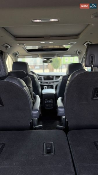 Внедорожник / Кроссовер Buick Enclave 2017 в Ивано-Франковске