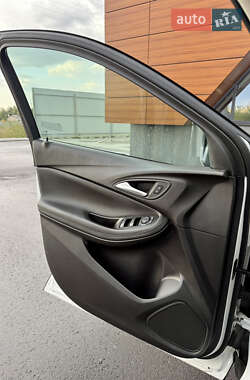 Внедорожник / Кроссовер Buick Encore GX 2022 в 