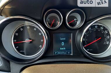 Внедорожник / Кроссовер Buick Encore 2016 в 