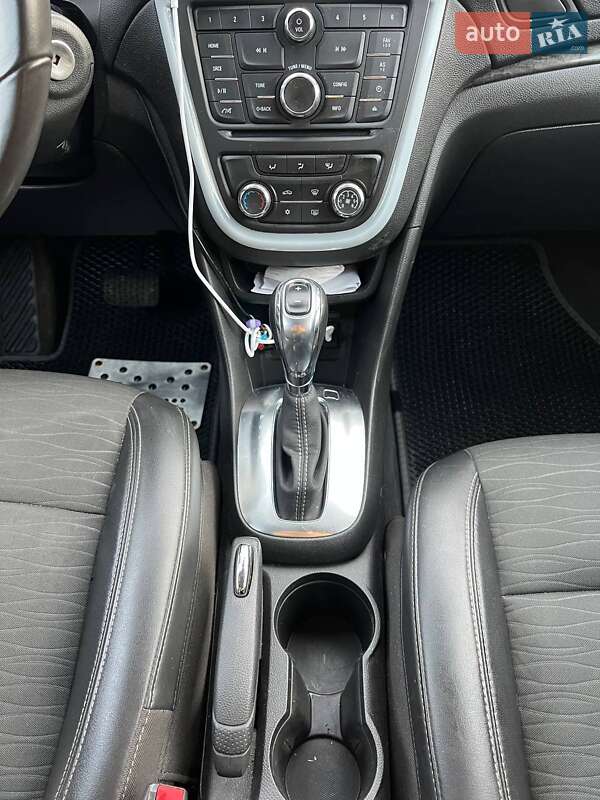 Позашляховик / Кросовер Buick Encore 2016 в Ужгороді