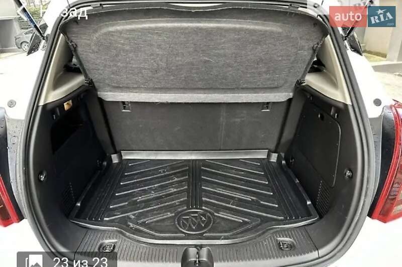 Внедорожник / Кроссовер Buick Encore 2017 в Калуше