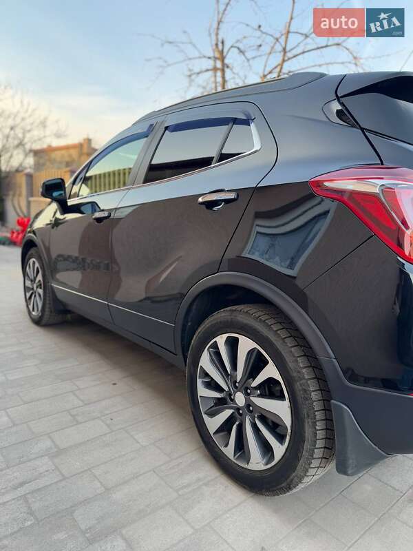 Позашляховик / Кросовер Buick Encore 2017 в Львові