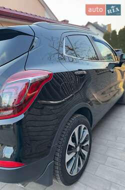 Позашляховик / Кросовер Buick Encore 2017 в 