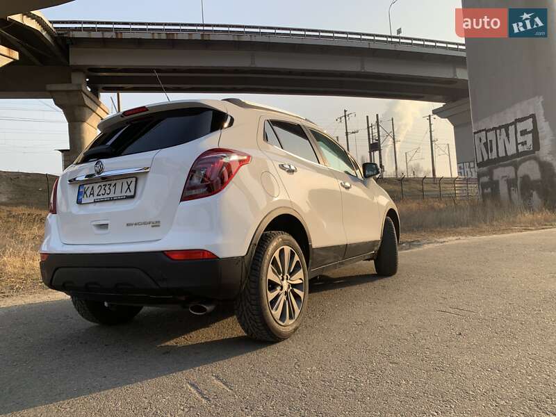 Внедорожник / Кроссовер Buick Encore 2018 в Киеве