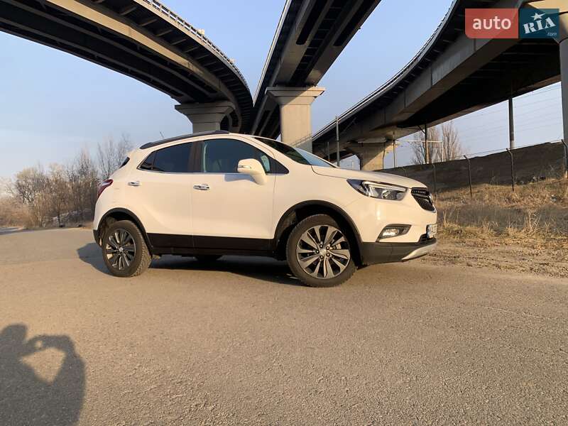 Внедорожник / Кроссовер Buick Encore 2018 в Киеве