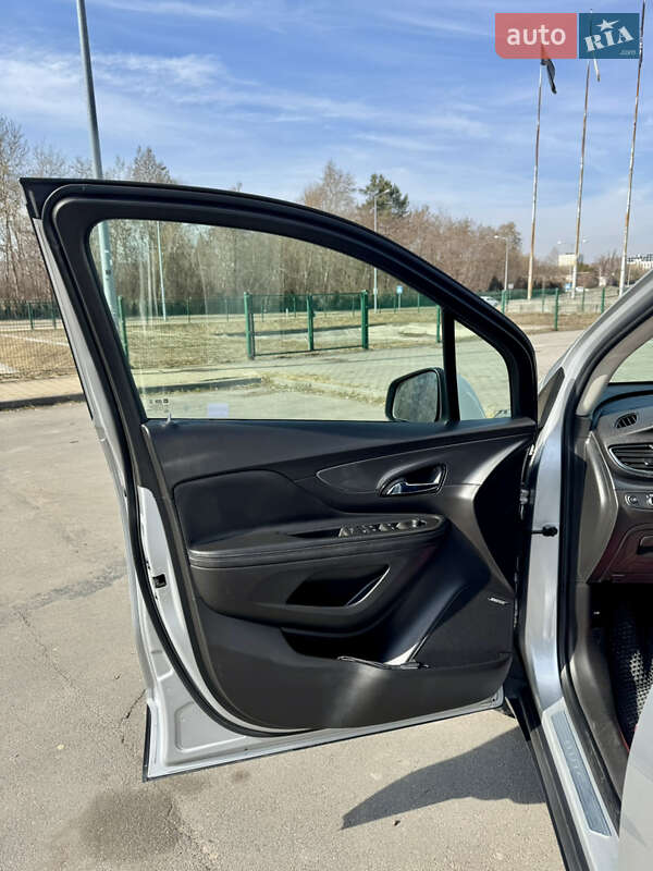 Позашляховик / Кросовер Buick Encore 2016 в Львові