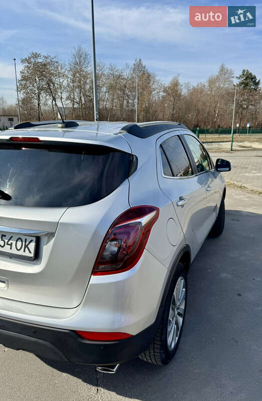 Позашляховик / Кросовер Buick Encore 2016 в Львові