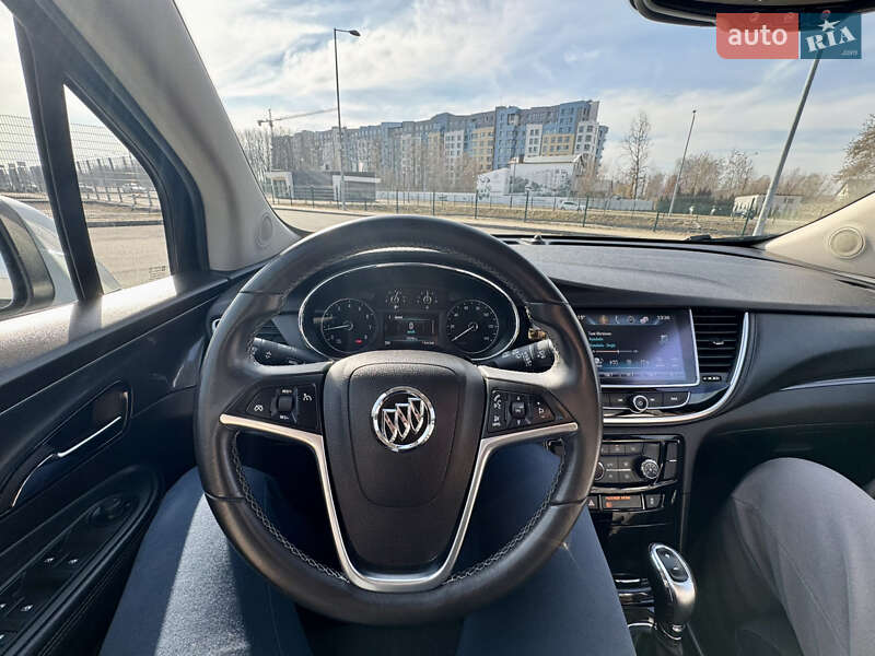Внедорожник / Кроссовер Buick Encore 2016 в 