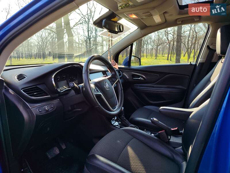 Внедорожник / Кроссовер Buick Encore 2016 в Николаеве