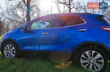 Позашляховик / Кросовер Buick Encore 2016 в 