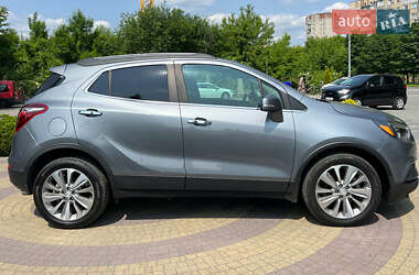 Внедорожник / Кроссовер Buick Encore 2018 в 