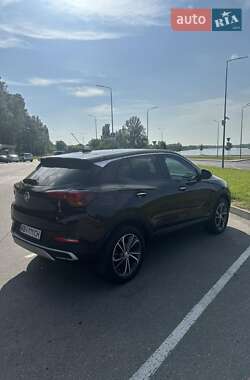 Внедорожник / Кроссовер Buick Encore 2020 в 