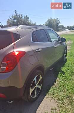 Внедорожник / Кроссовер Buick Encore 2014 в 
