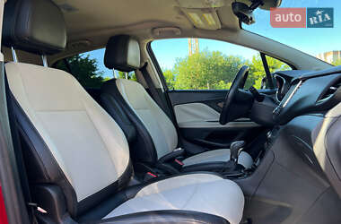 Внедорожник / Кроссовер Buick Encore 2018 в 