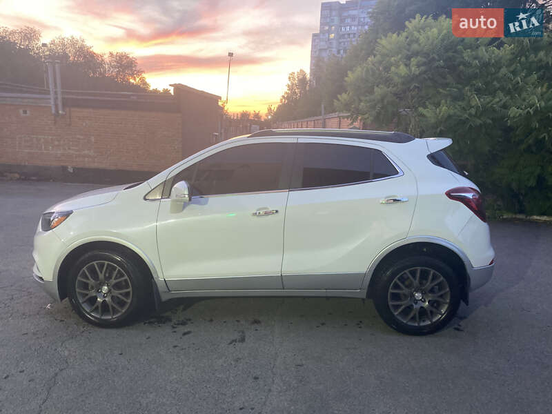 Позашляховик / Кросовер Buick Encore 2017 в Полтаві