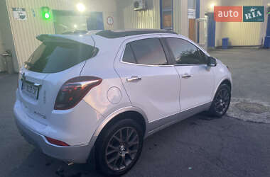 Внедорожник / Кроссовер Buick Encore 2017 в 