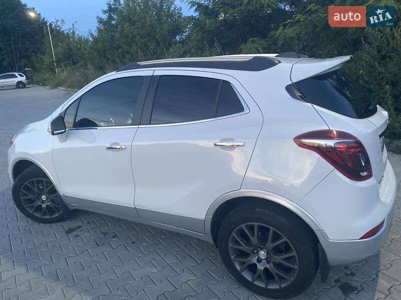 Позашляховик / Кросовер Buick Encore 2017 в Полтаві